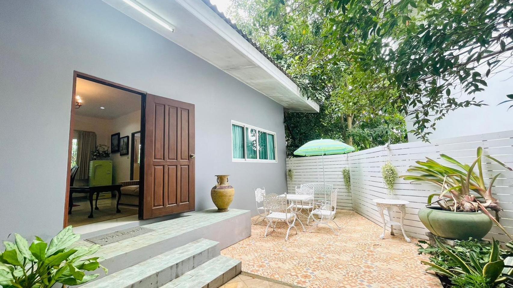 Hotel Baan Ing Khao Pak Chong Exterior foto