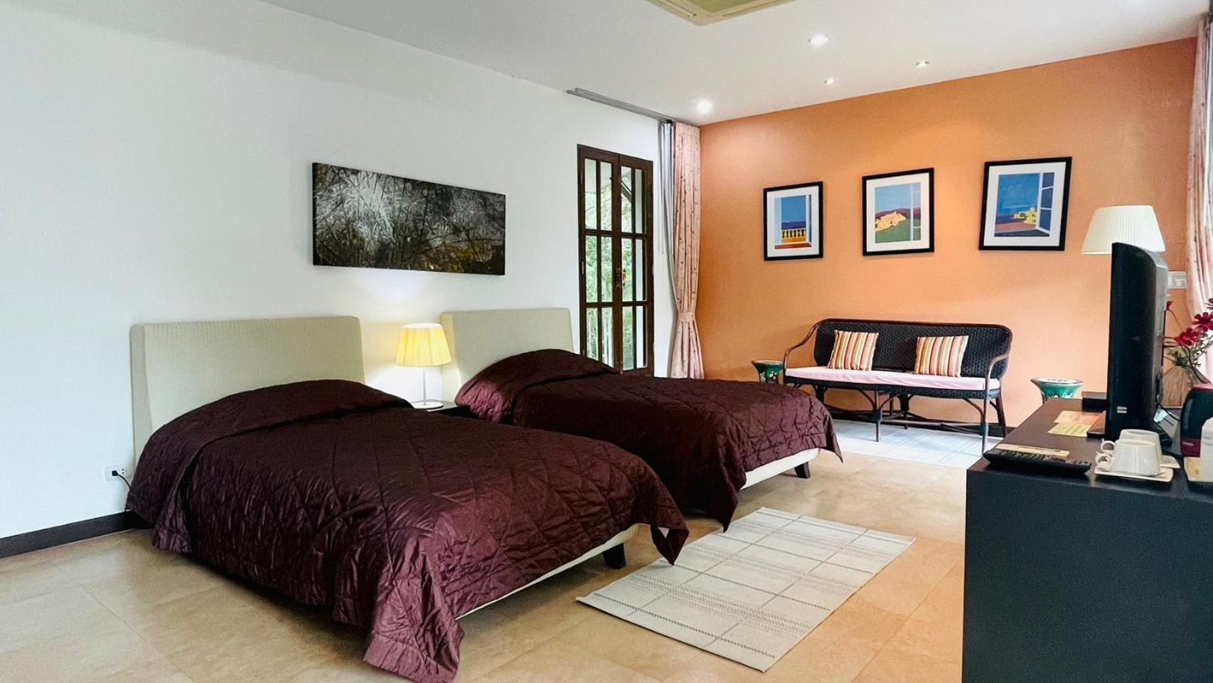 Hotel Baan Ing Khao Pak Chong Exterior foto