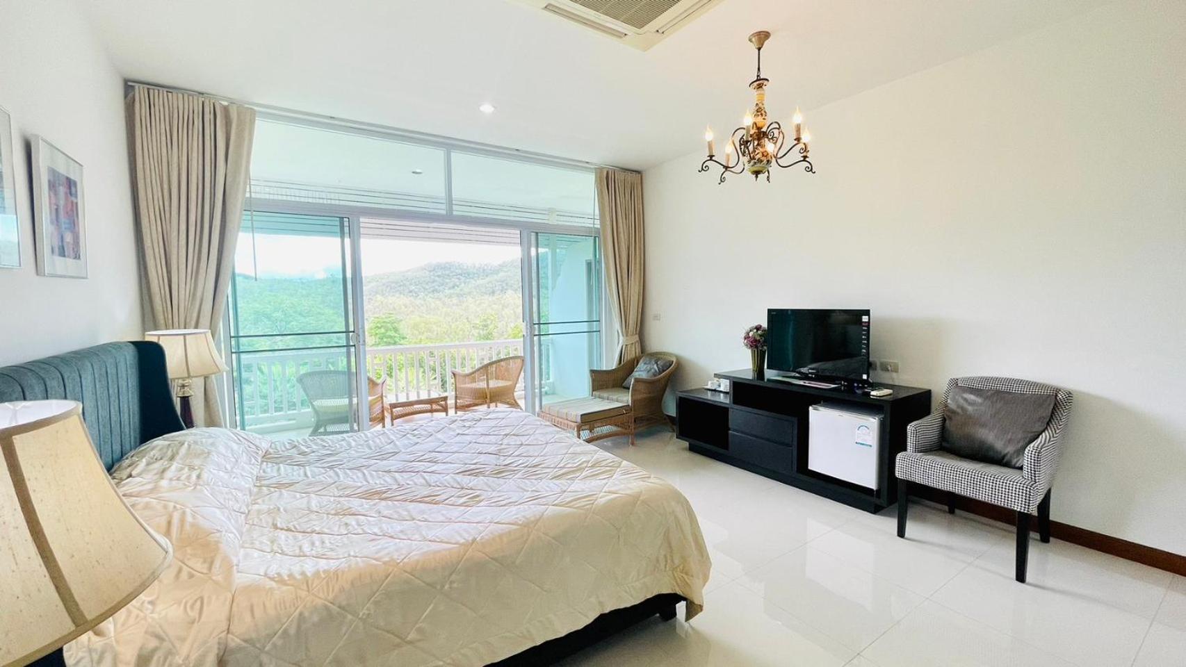 Hotel Baan Ing Khao Pak Chong Exterior foto